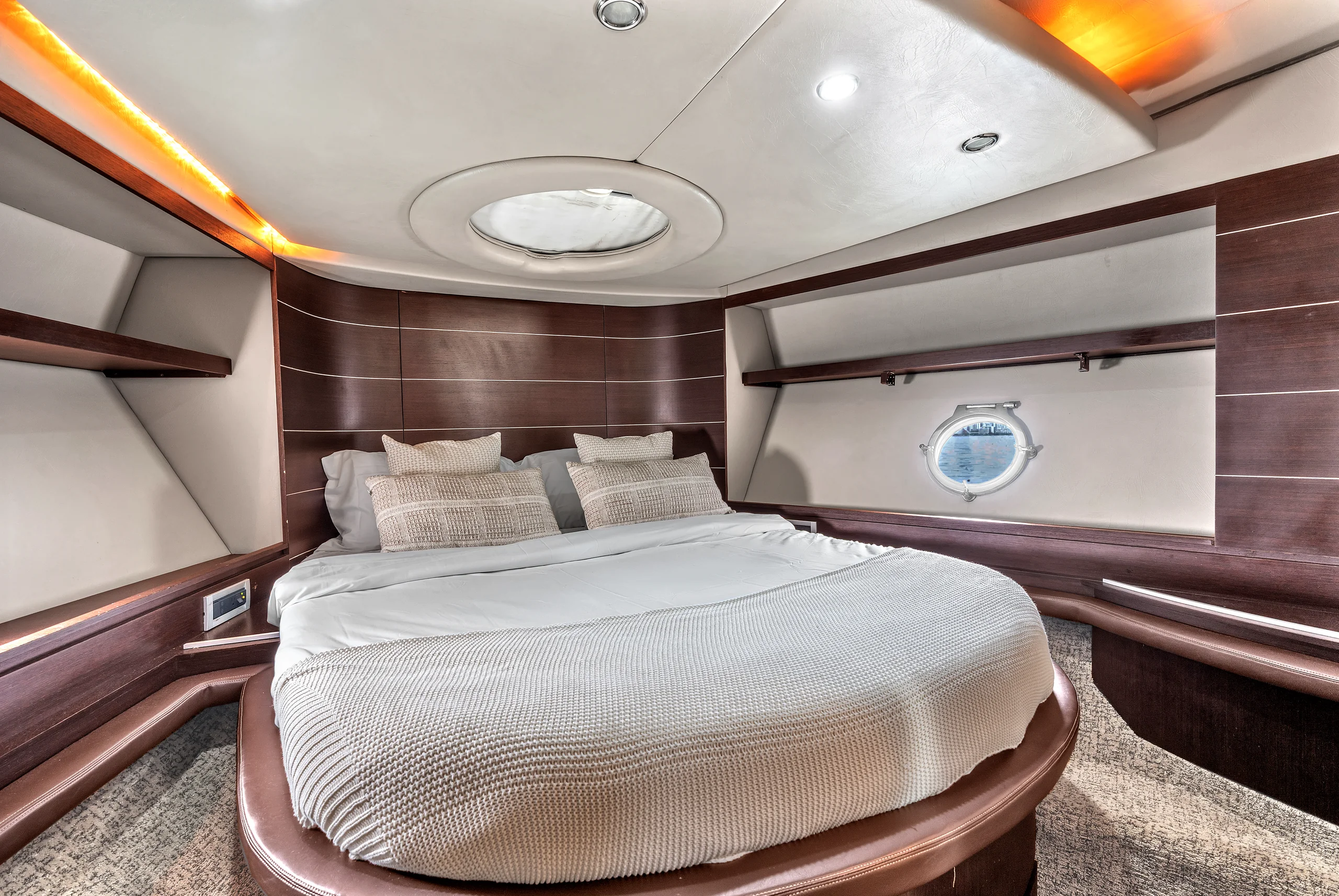 68 AZIMUT — photograph 26